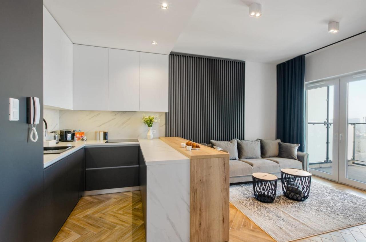 Sky Home- Sunset Penthouse -neopolis, Centrum, Klimatyzacja, Parking Dostep Na Kod Apartment *